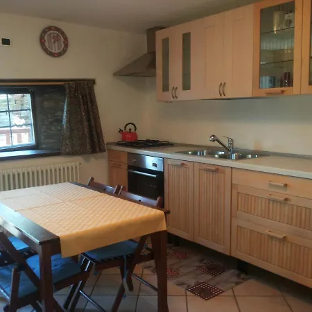 Pensjonat Lo Verdze Di 4*