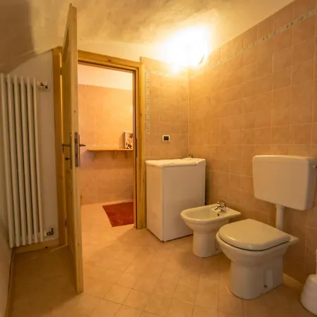 Konukevi Lo Verdze Di 4*