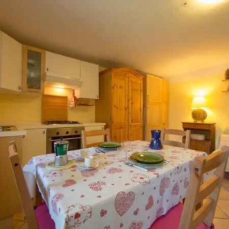 Lo Verdze Di Pensjonat Torgnon